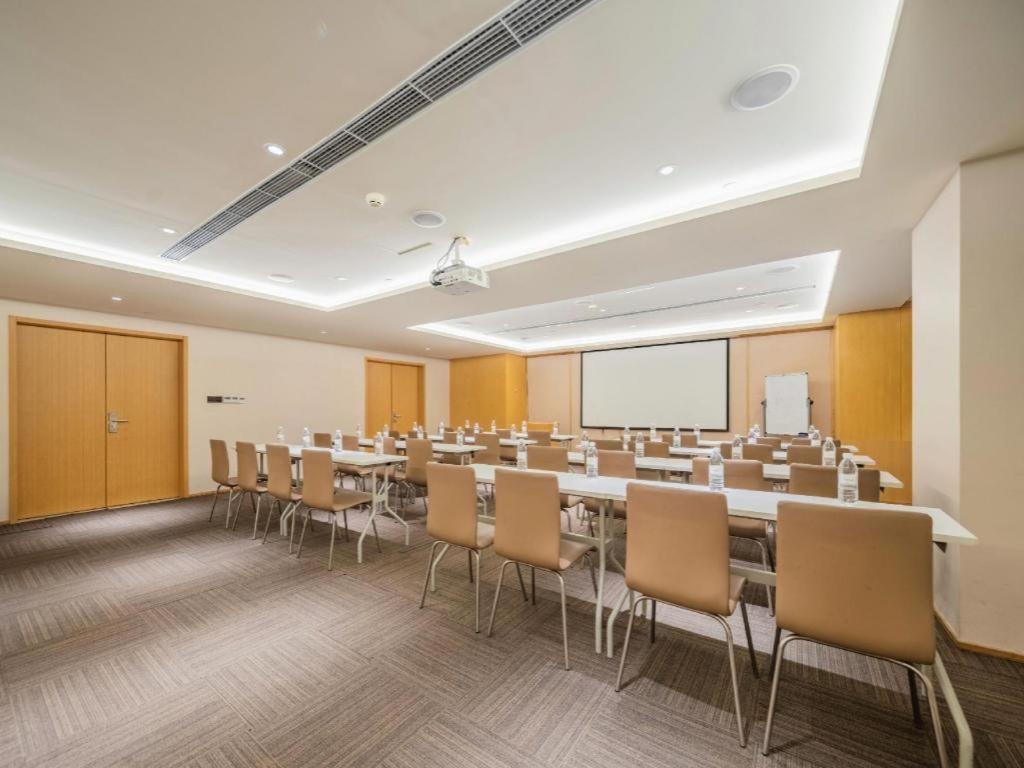 JI Hotel Chengdu Global Center Branch Exterior foto